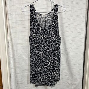 Zenana Outfitters Black and Gray Animal Print Tank Top